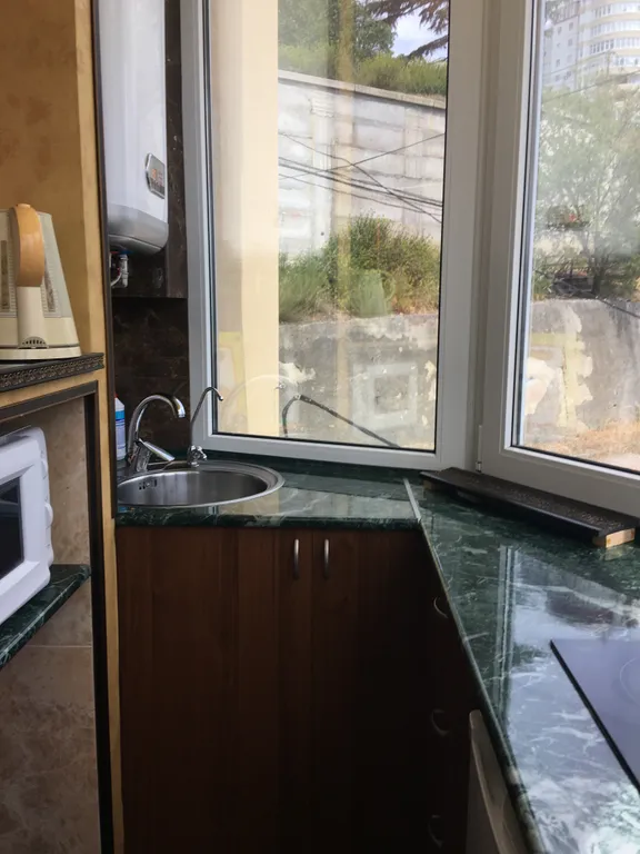 Комфортная видовая студия в Мисхоре