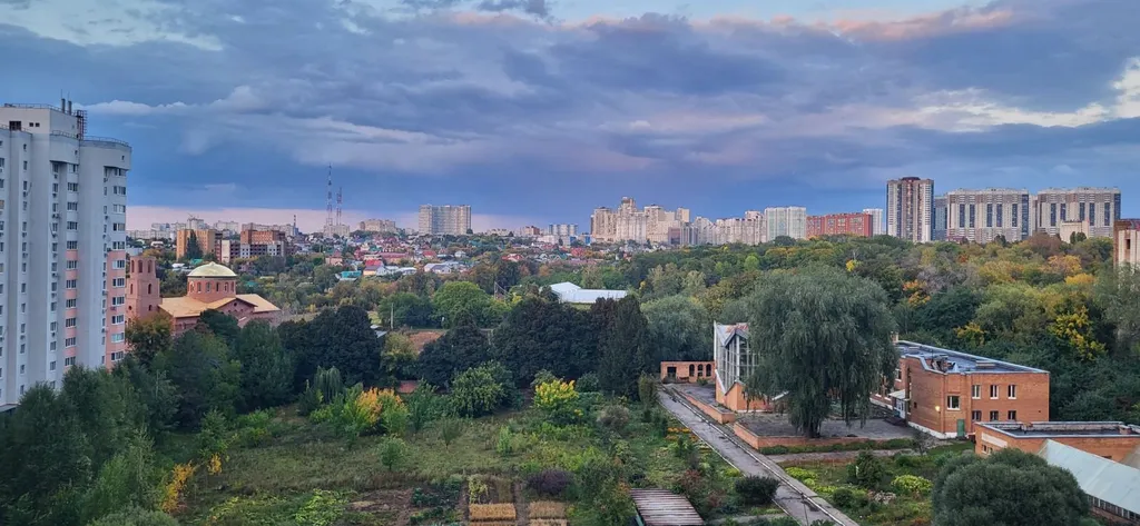 Евродвушка с видом на Ботанический сад