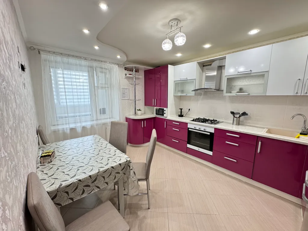 Большая 2-комнатная