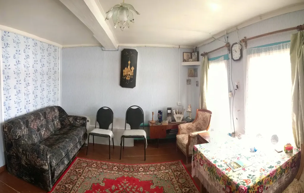 Дом на берегу Волги в старокупеческом селе