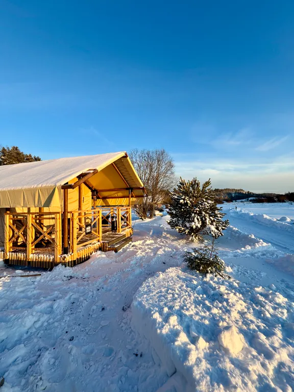 Домик-шатер