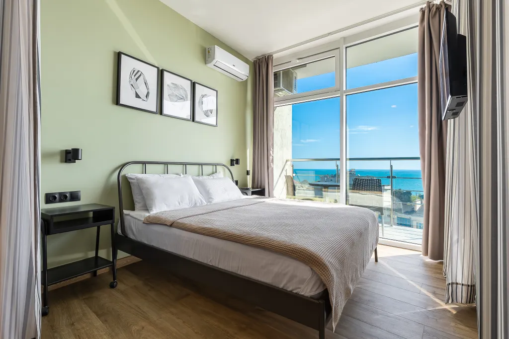 Апартаменты Барселона-Парк.com с видом на море 11 этаже и с балконом