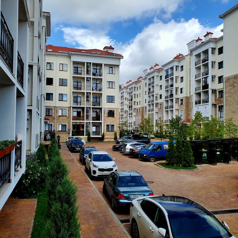 Квартира Квартира Апартамент Маритим в закрытом ЖК Изумрудный город с бассейном — Геленджик
