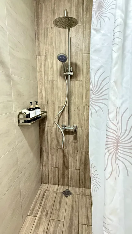 Уютная квартира-студия в центре города для наслаждения видом и комфортом