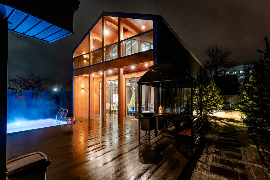 Баня и басейн в Ликино