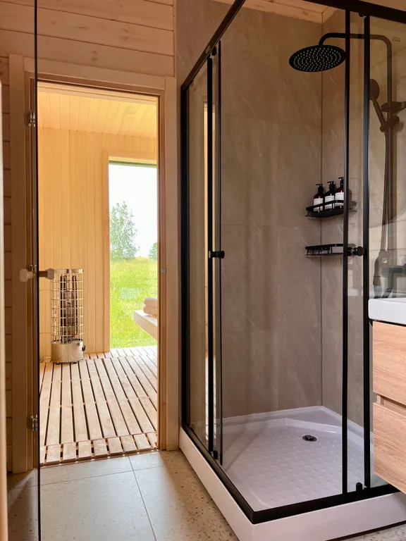 Побег из города, дом с сауной и камином