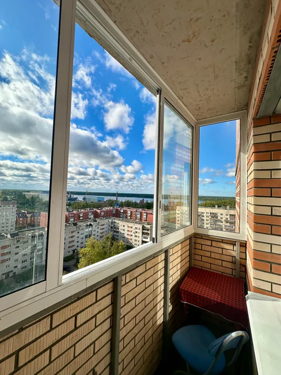 Квартира студия с видом на Неву