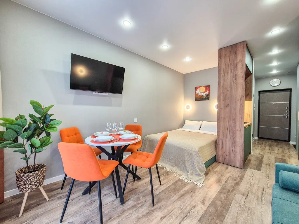 Студия с видом на реку