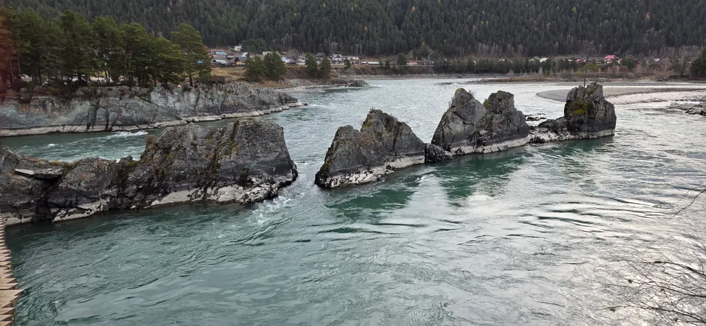 Уютный новый домик с видом на горы