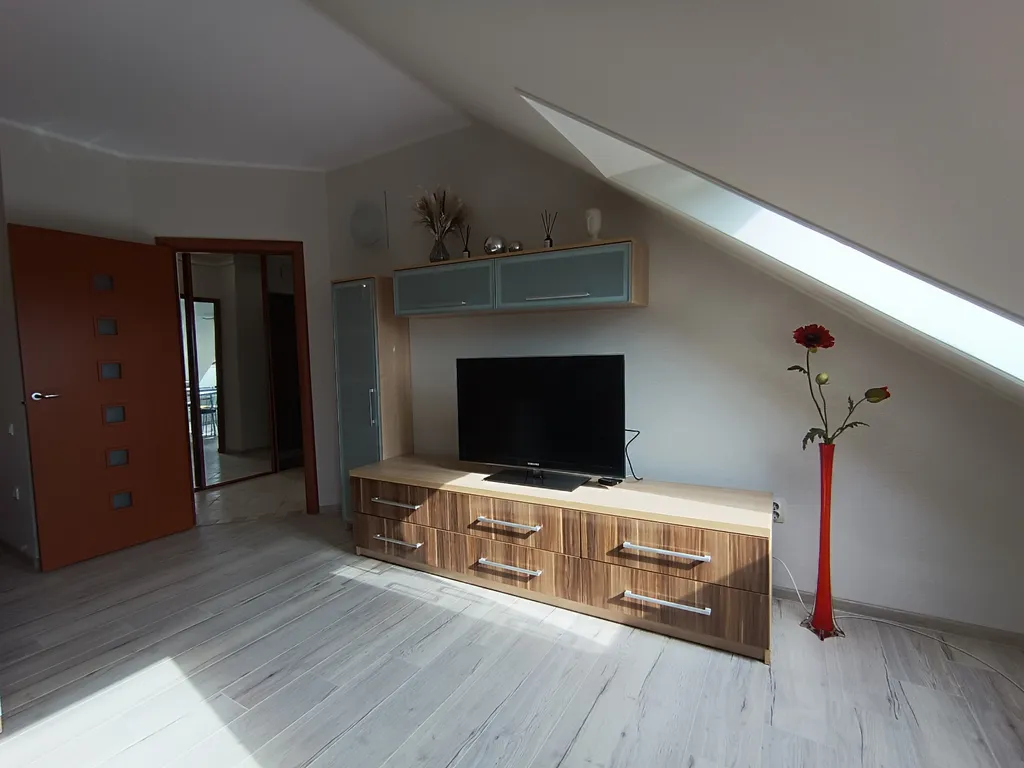 Уютная мансарда на берегу Верхнего озера, бесконтактное заселение