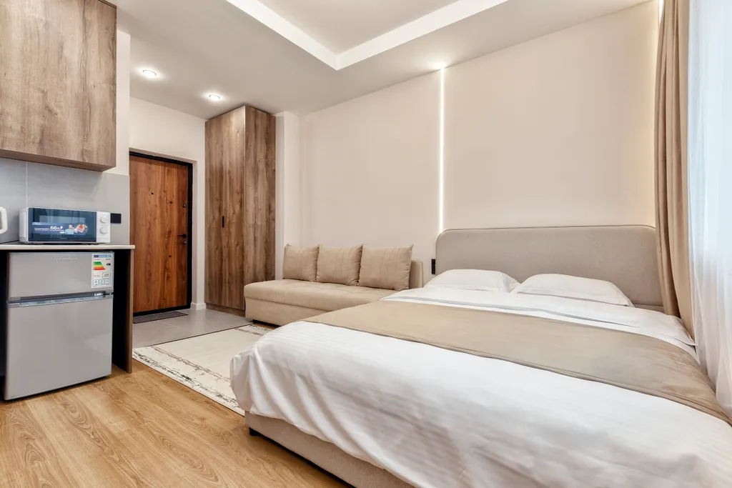 Элитная студия с панорамным видом из окна в самом центре столицы