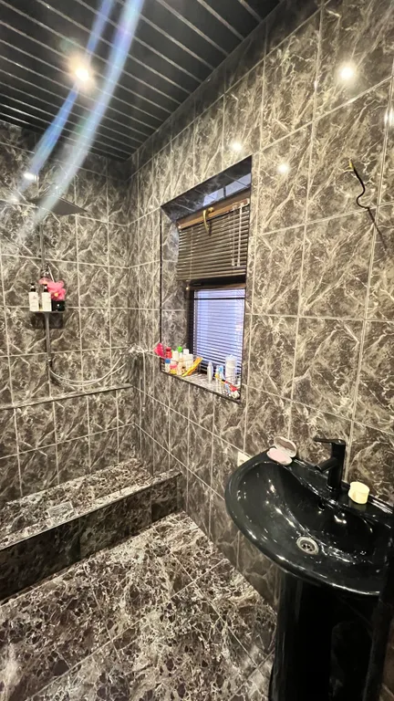 Коттедж Двухэтажный дом в общем дворе — Кисловодск