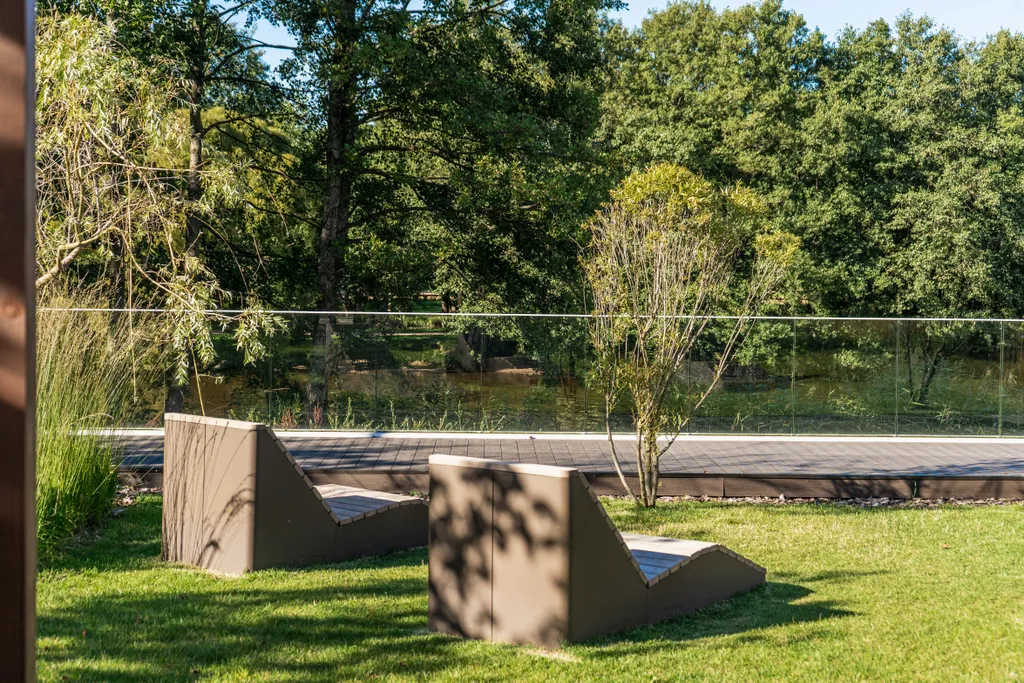 Апартаменты 3Roomz с бассейном и спортзалом