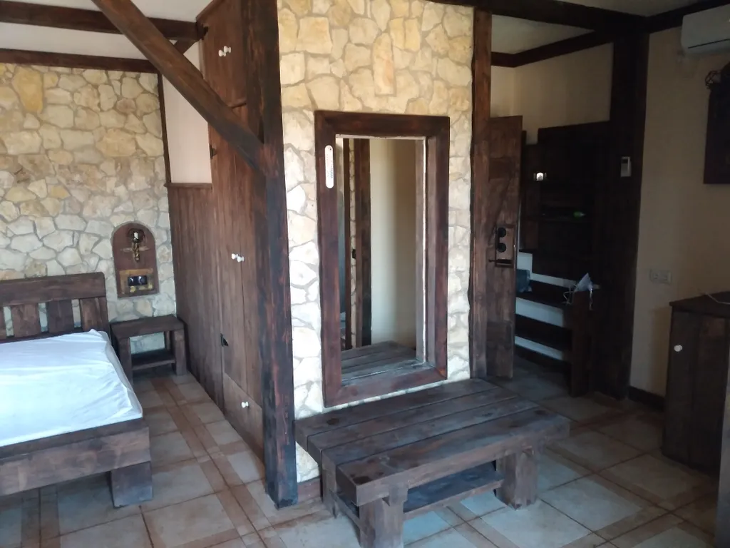 Замок у мыса Фиолент