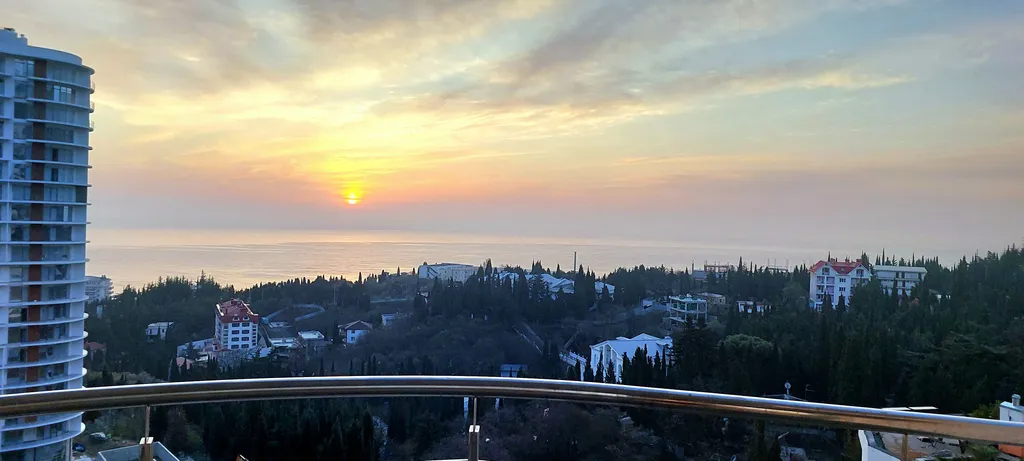 Квартира Жилье с прямым видом на море — аренда посуточно в Алушта