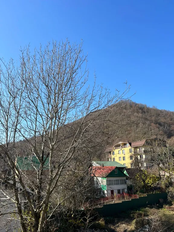 Двухкомнатные апартаменты с видом на горы и мини - диванчиком