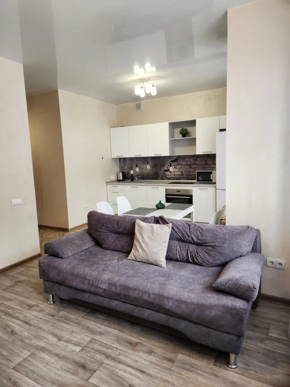 Уютная квартира в центре на берегу Иртыша