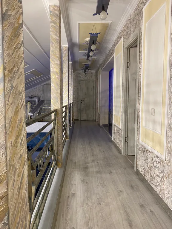 Шикарный и просторный двух этажный коттедж со вторым светом и баней