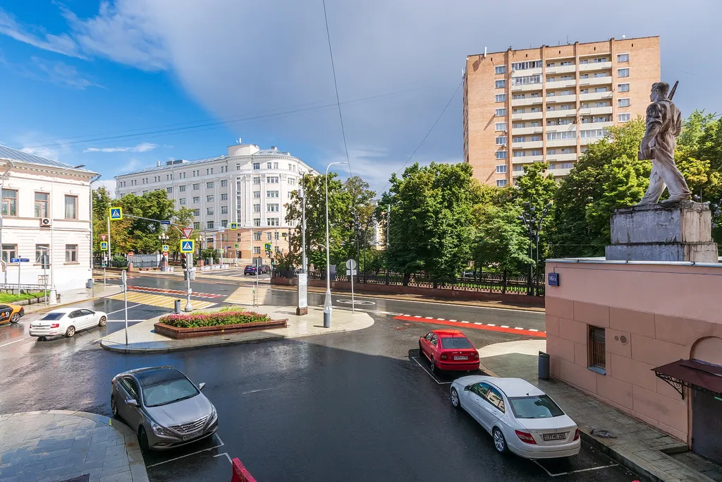 Квартира Квартира в уникальном доме - объекте культурного наследия — Москва