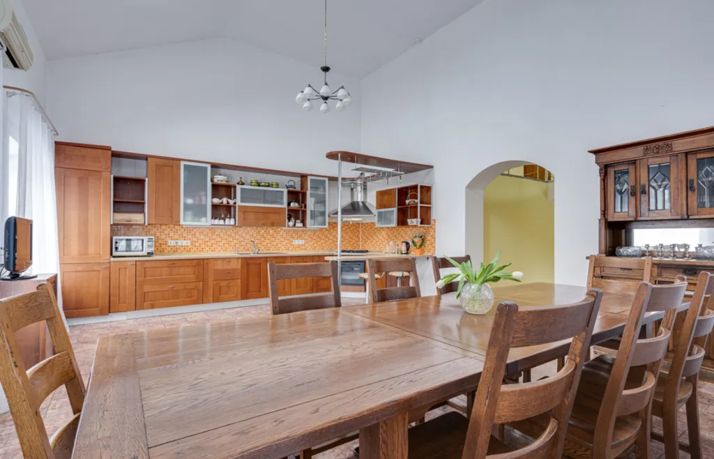 Kate Home Дом с бассейном