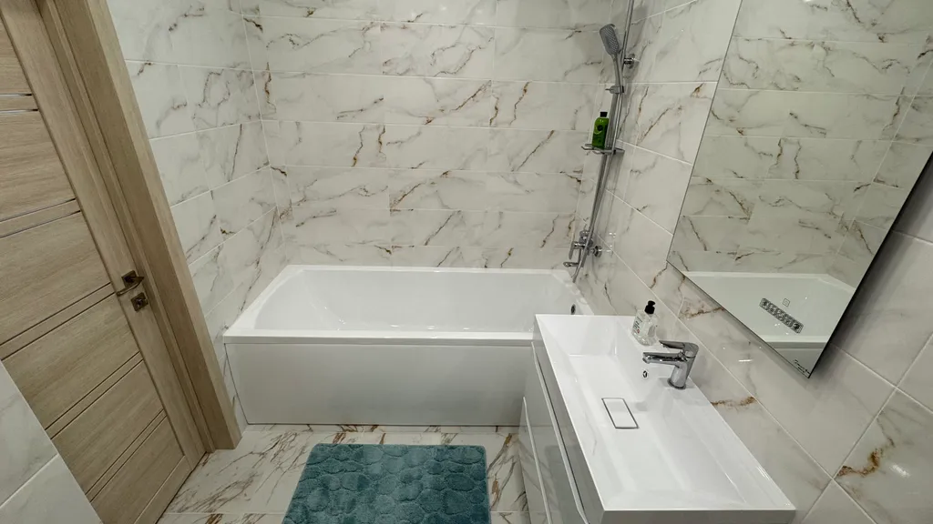 Квартира около вокзала и метро Грушевка