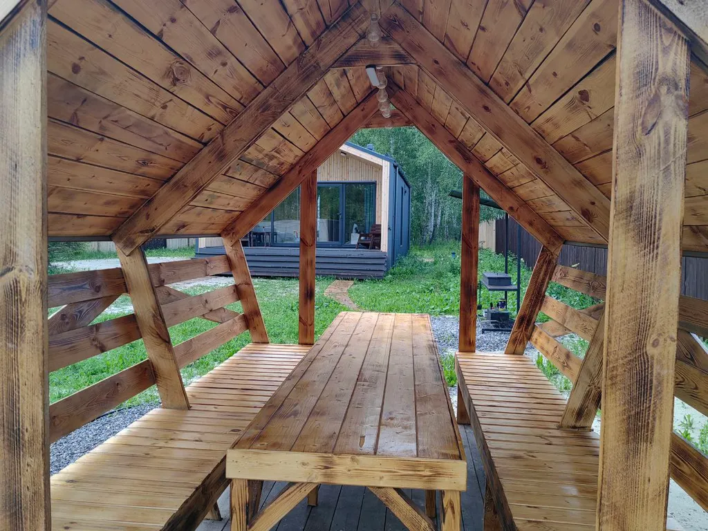 Барн-хаус у леса