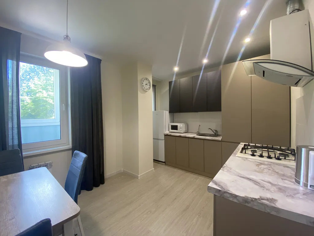 "Хочу приехать" на Мохова 40