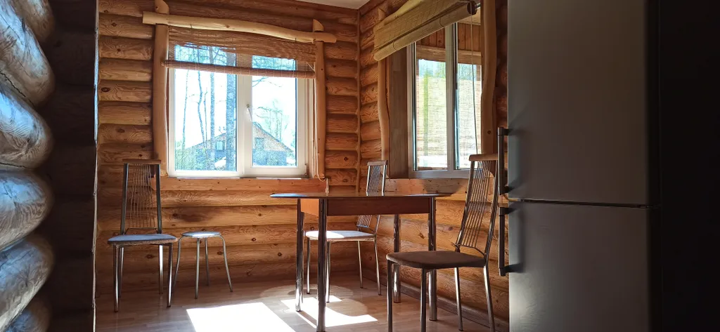 Коттедж Уютный дом на берегу реки — Свирьстрой