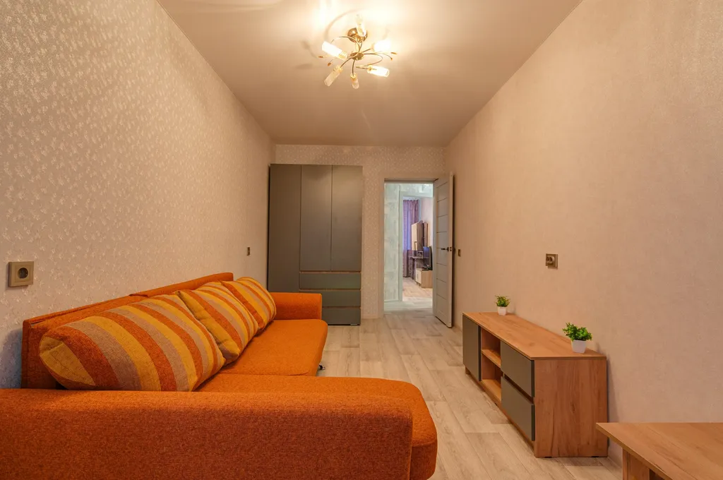 Двухкомнатная квартира рядом с центром города, 2 кровати.