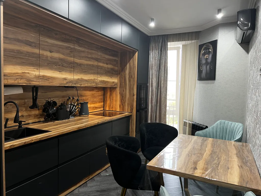 Апартамент с шикарным видом на горы