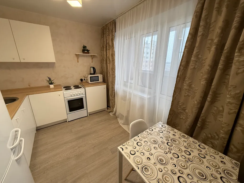 Апартаменты ТЦ ЛЕМАНА ПРО ИВАНОВО 15 этаж)