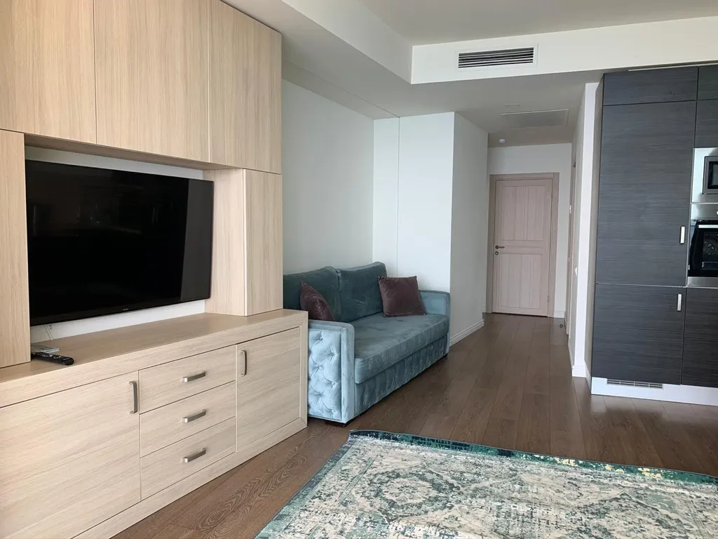 Апартамент в элитном ЖК с прямым панорамным видом на море и бассейном