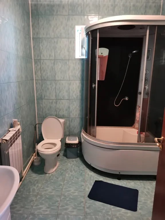 Дом в центре посёлка