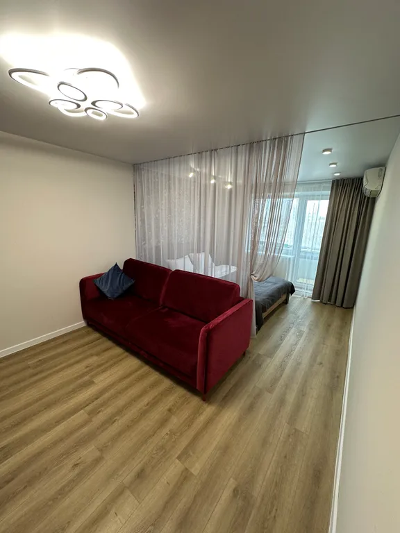 Квартира на набережной с видом на Китай