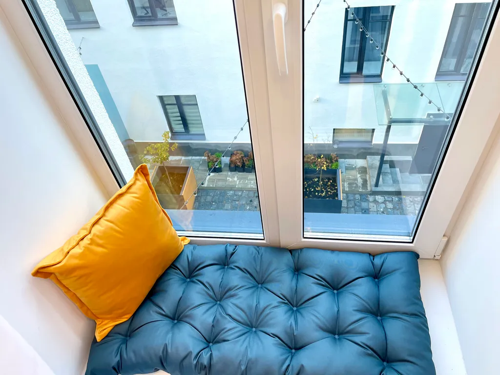 Квартира Квартира Уютная студия с прекрасным видом у метро Василеостровская — Санкт-Петербург