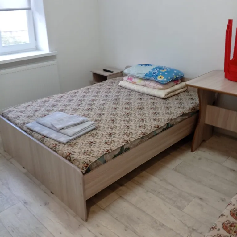 Квартира Уютный номер на двоих со своим санузлом рядом с озером — аренда посуточно в Соль-Илецк