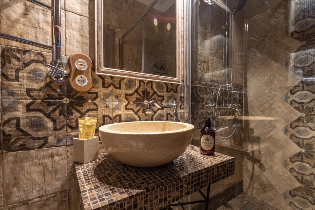 Лофт с витражом в самом центре