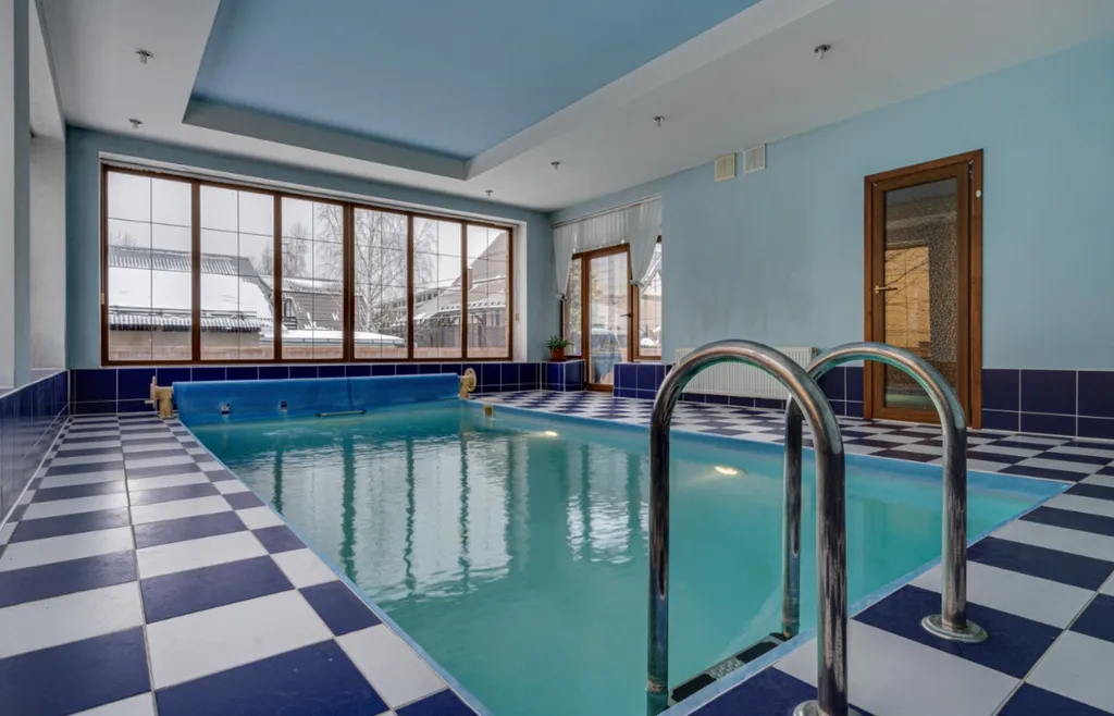 Kate Home Дом с бассейном