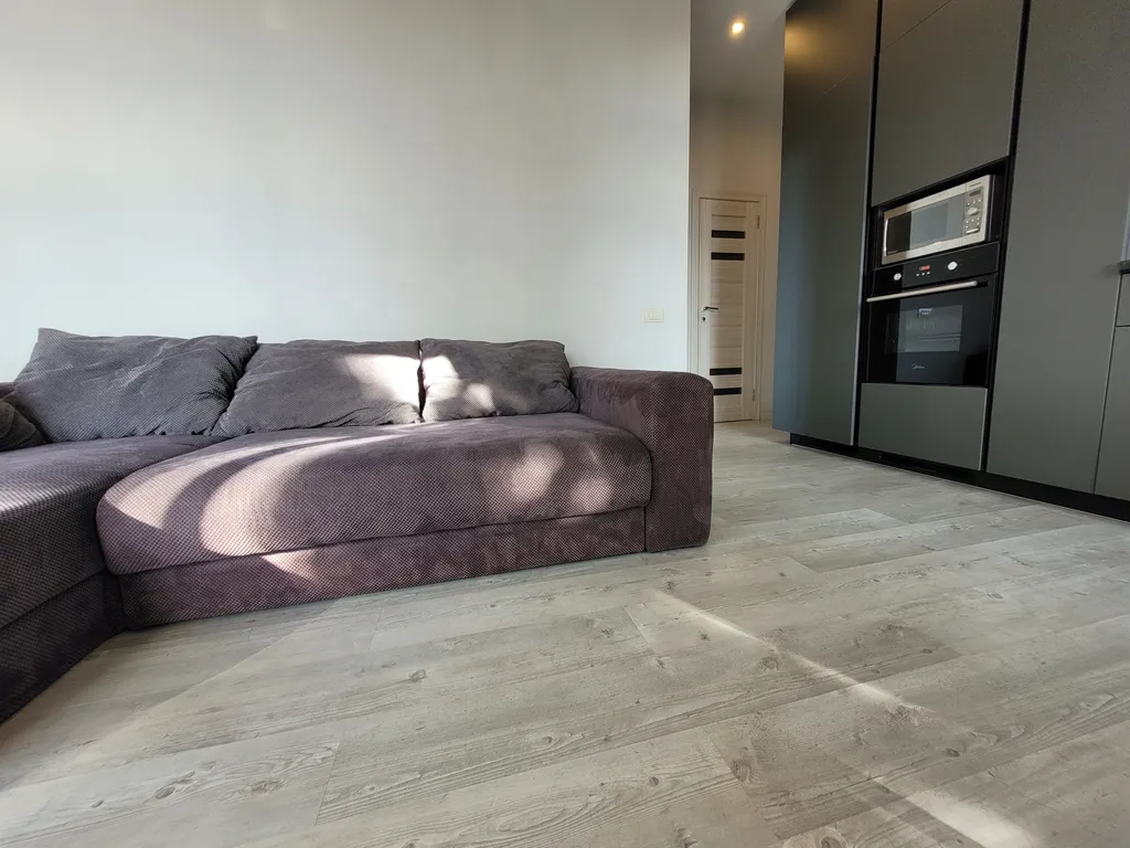 Квартира с панорамными окнами в 5 минутах до моря