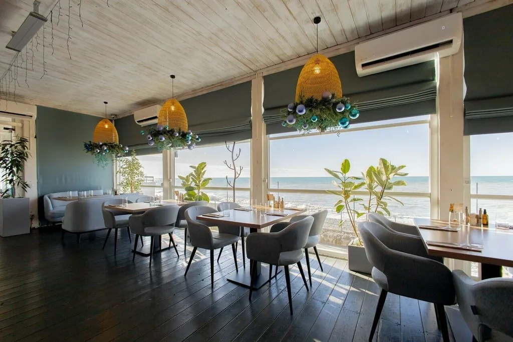 Лазурные апартаменты на берегу моря в отеле Лучезарный Резорт 4