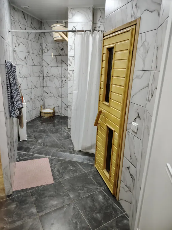 Дом в центре города с сауной