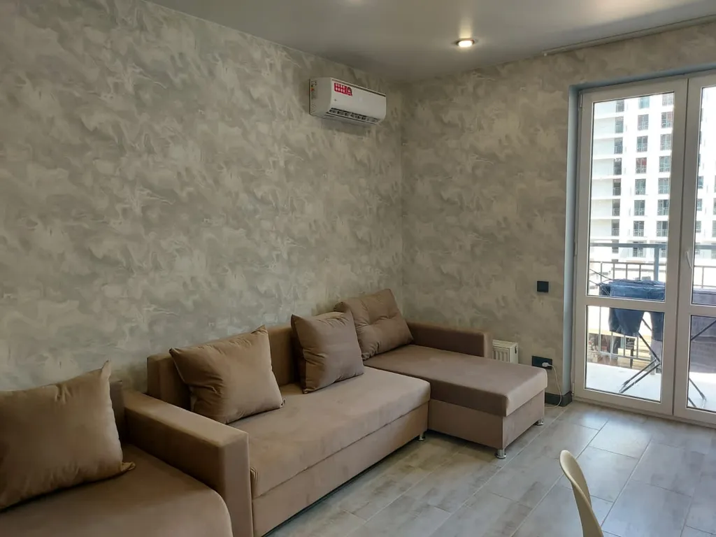 Студия у реки