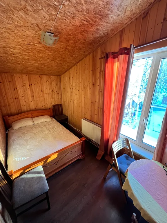 Дом с баней в 50 метрах от воды с песчаным пляжем