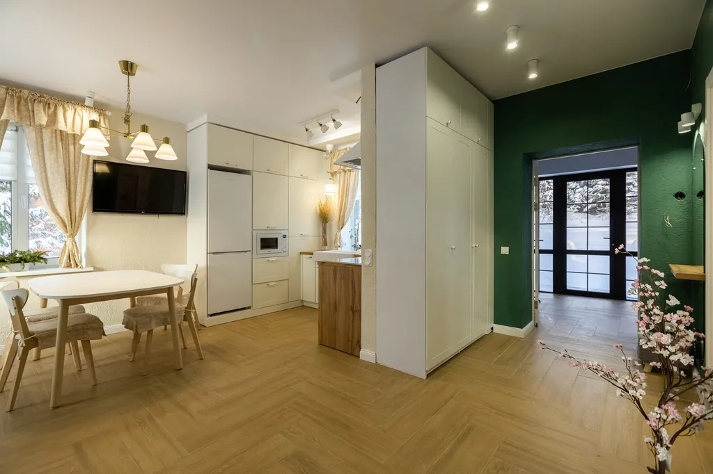 Коттедж с бассейном, баней и чаном