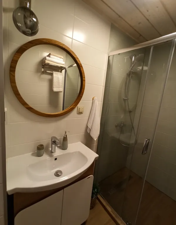 Уютный дом с видом на реку