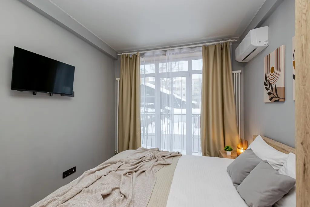 Уютная студия у цирка