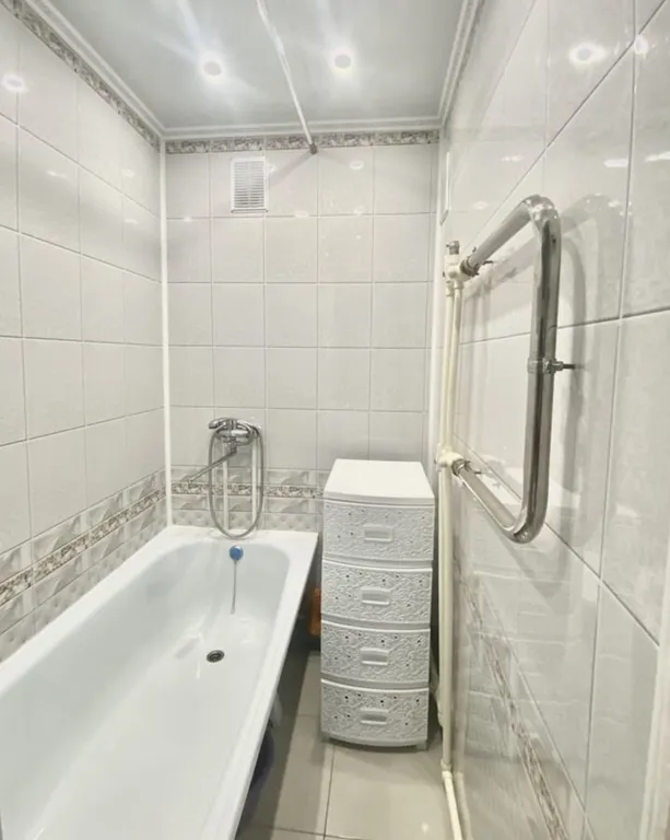 Трёхкомнатная квартира у ТЦ Оазис Плаза