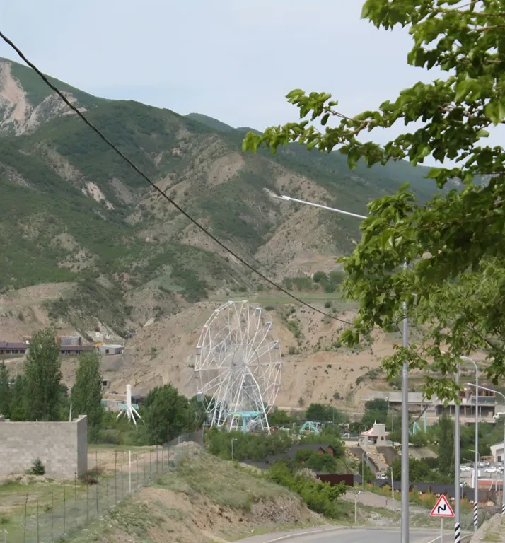 Коттедж Дом у Сулакского каньона — Миатли