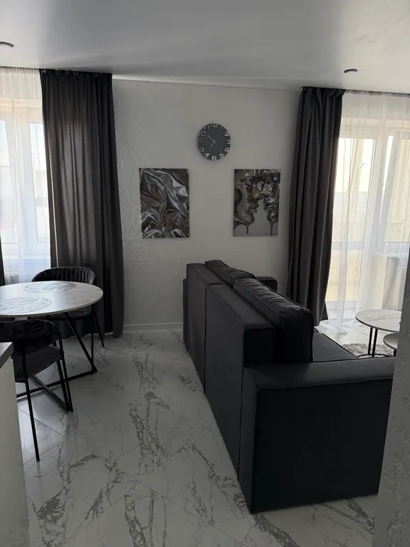 Новая стильная квартира в центре