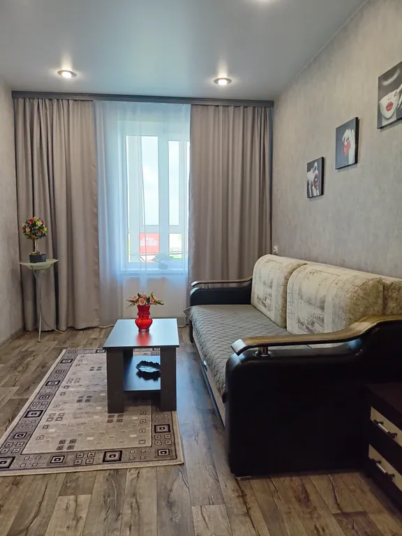 Уютная квартира возле федеральной трассы, в новостройке, с горячей водой